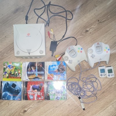 SEGA Dreamcast Console Lot with Games, Controllers, Memory Cards, Cables, Sonic