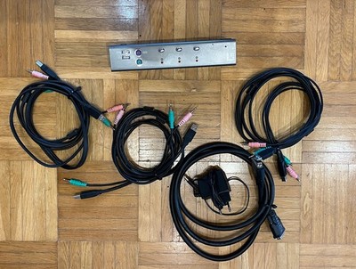 Level One 3-Port DVI KVM Switch, KVM-0306 - gebraucht, wie neu mit Kabel Satz