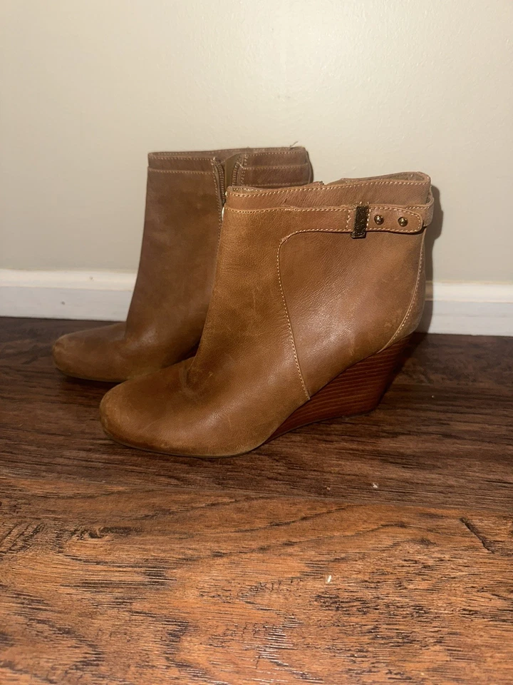 Mujer Isaac Mizrahi Marrón Cuña Botín Tacón - Talla 7 Foto 2 de 4