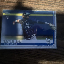 Topps 2019 Fernando Tatís Jr. Rookie Card San Diego Padres #410. rookie card picture