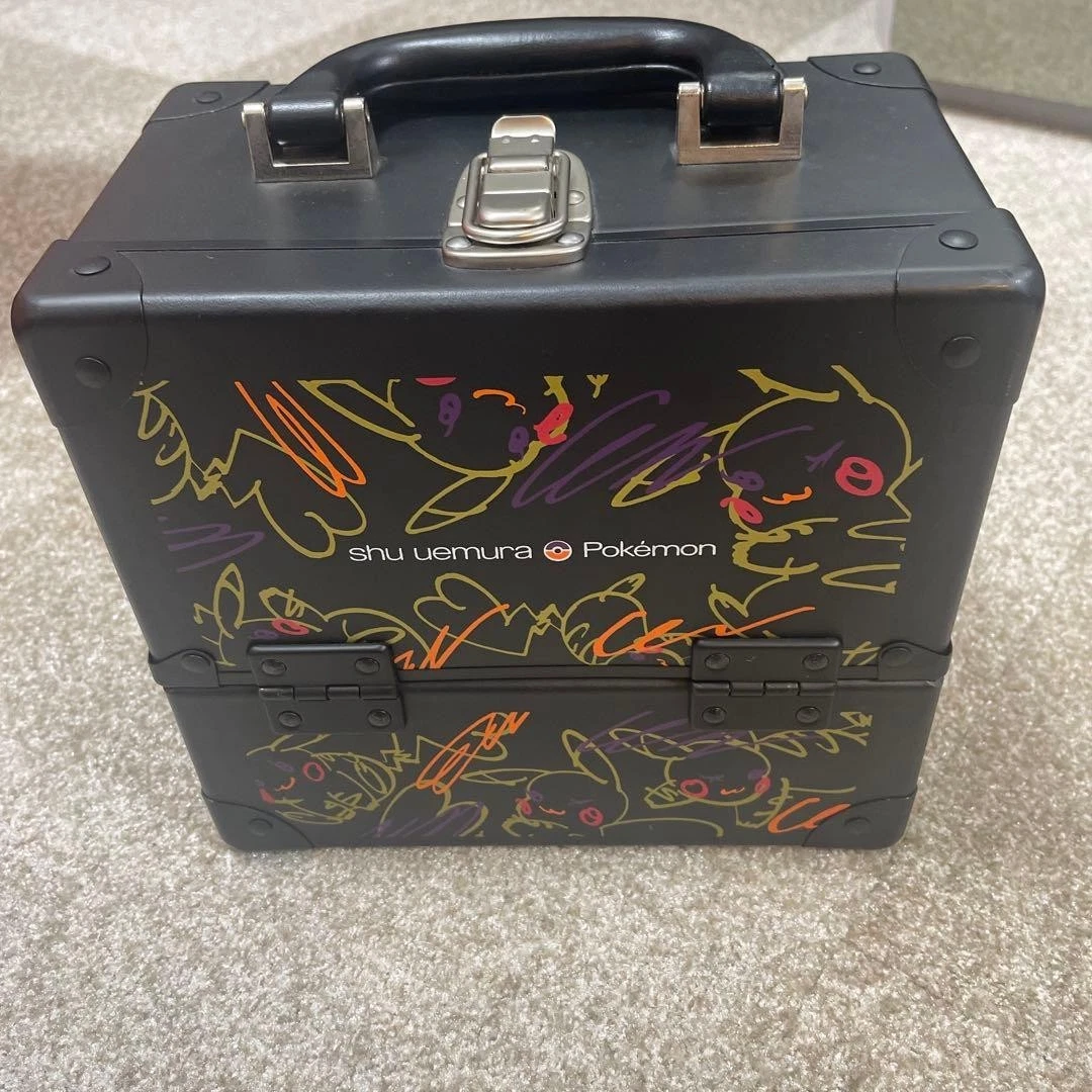 shu uemura Pokémon メイクボックス First Reveal] I'm going to