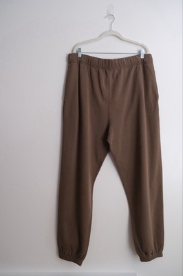 KOTN NWT XXL MEN S ESSENTIAL SWEATPANT JOGGERS COCOA BROWN ATHLEISURE LOUNGE