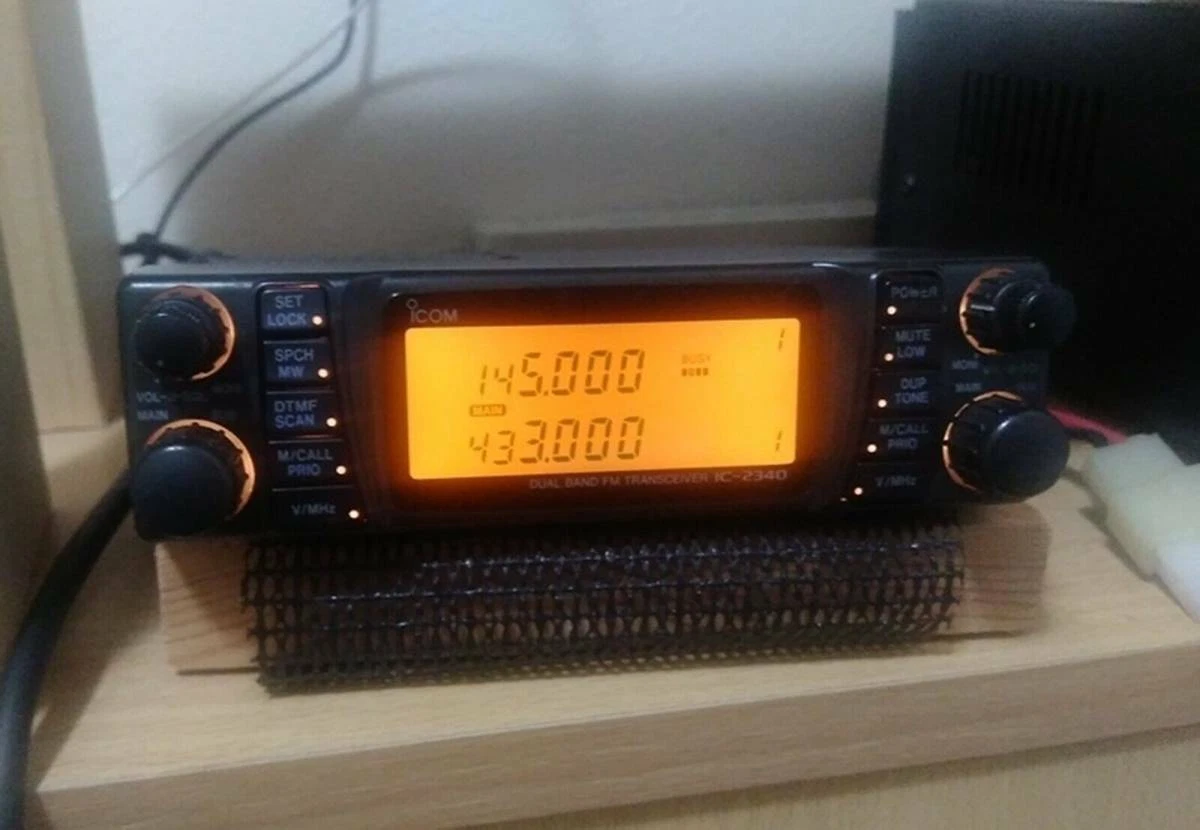 70％OFF】 ICOM FMモービルトランシバ－ 144/430MHz IC-2340