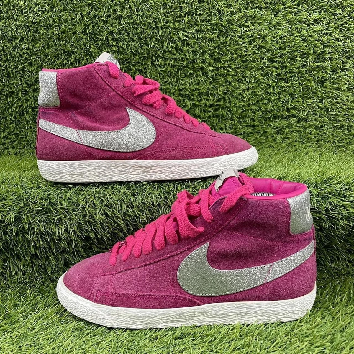Nike blazer pink best sale suede