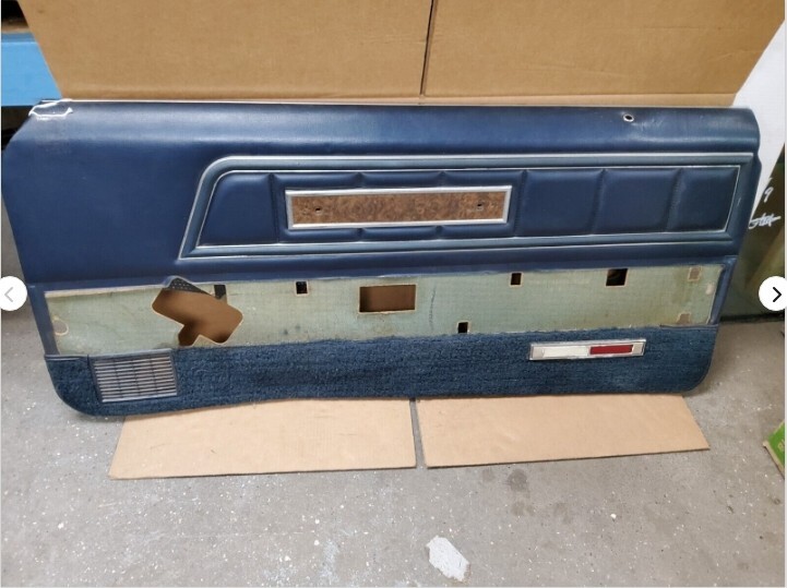 1972-1979 Ford Thunderbird Lincoln Mark IV V Passenger Right Door
