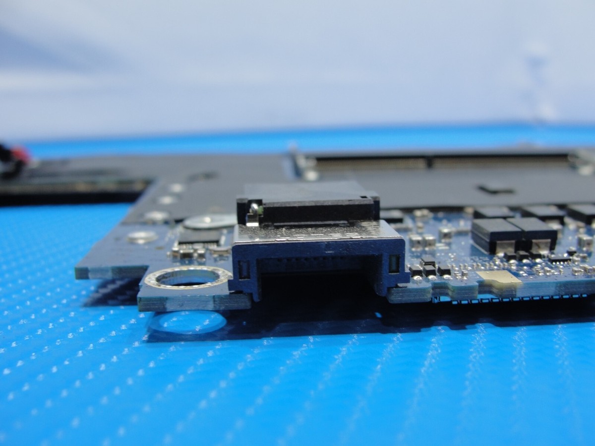 Dell Precision 7550 15.6 Dell Precision 7550 15.6