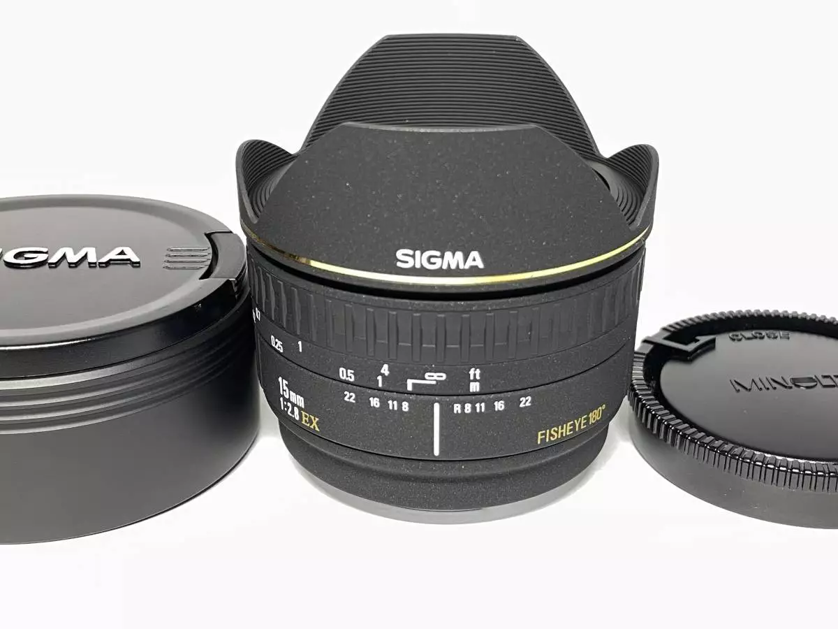 Sigma AF 15mm F2.8 EX DIAGONAL FISHEYE Sony A