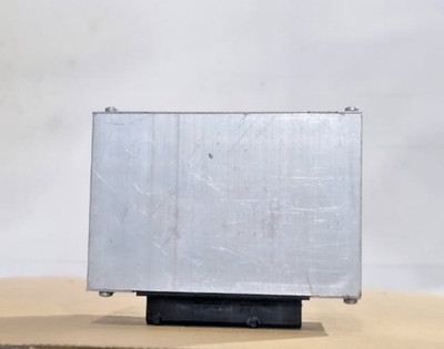 BMW 5 6 7'es E60 E61 E63 E64 E65 E66 E67 AMP AMPLIFIER RADIO STEREO HIFI 6920461
