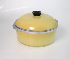 Vintage Yellow Club Aluminum Dutch  Cook Oven Stock Pot Pan POT PAN 10" With Lid