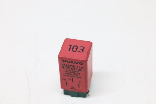 Fuel pump relay