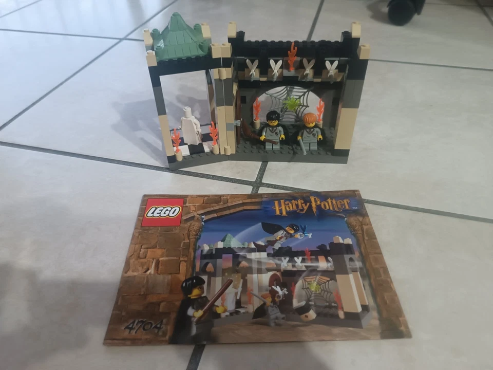 LEGO Harry Potter 4704 The Chamber of the Winged Keys, foto 1 di 4