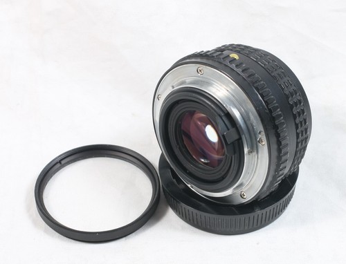 Asahi Opt SMC Pentax M 50mm f/1.7 Manual Focus Lens 7742 - Picture 2 of 4