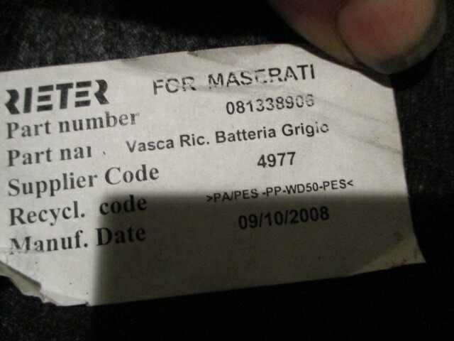Maserati GranTurismo - Battery Covering Step - P/N 81338906