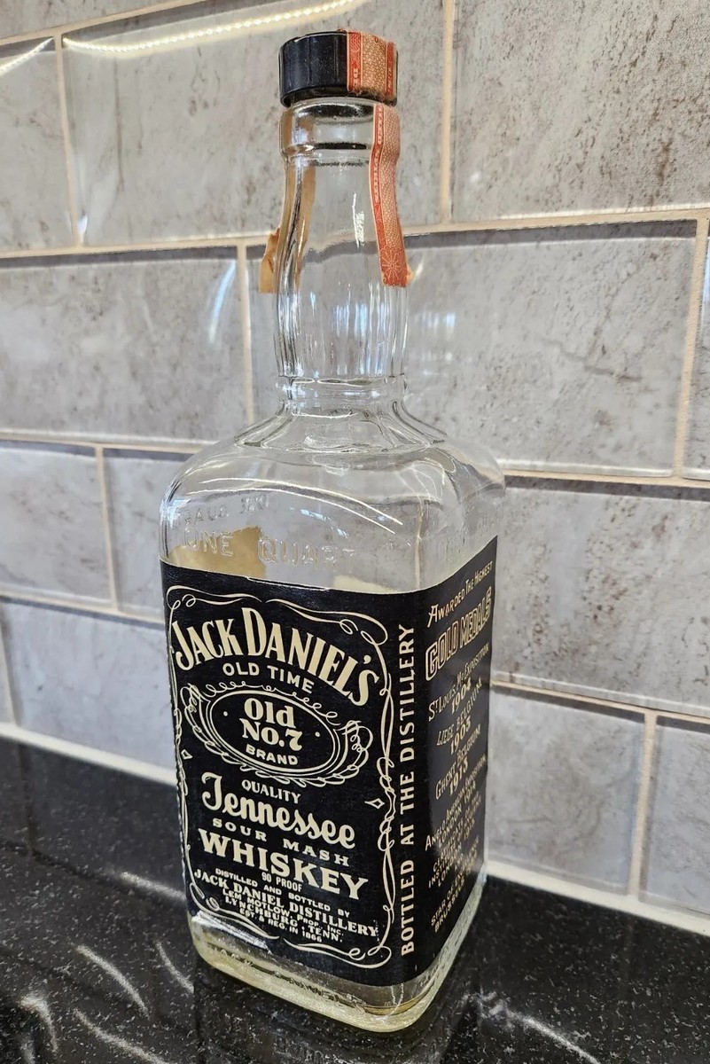 Jack Daniel's Bottle Old No. 7 Lem Motlow Black Label 1 Quart 1972