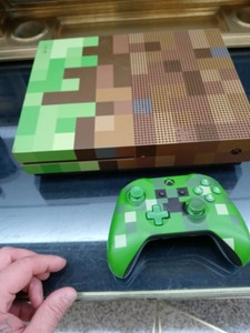 xbox one s 1tb minecraft limited edition bundle