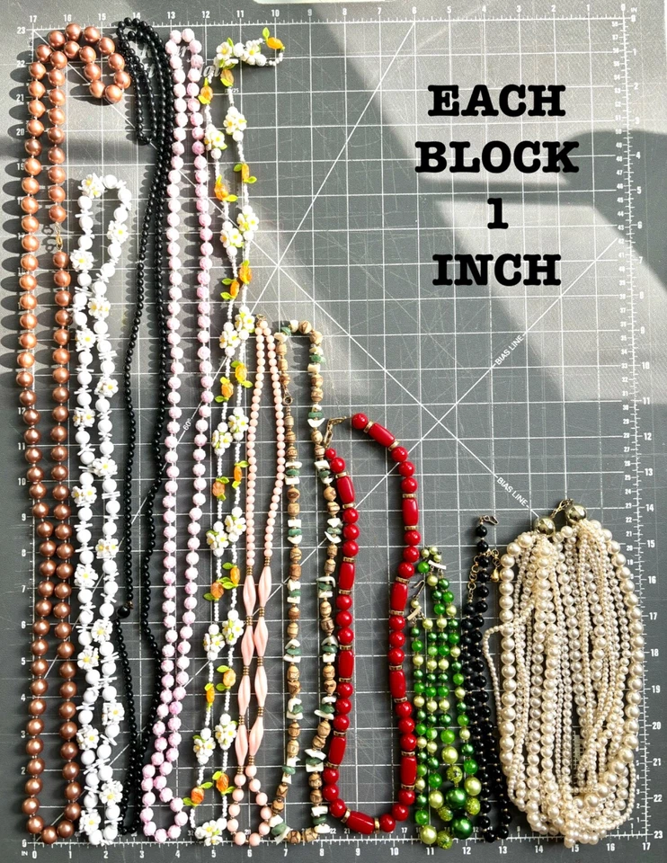 LOT OF 11 VINTAGE TO MODERN NECKLACES,NAPIER, MONET,GLASS,FLORAL,LOVELY BEADS - Image 2 of 4