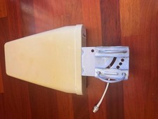 Wilson Outdoor Wide Band Directional Antenna 700 - 2700 MHz - Model: 314411
