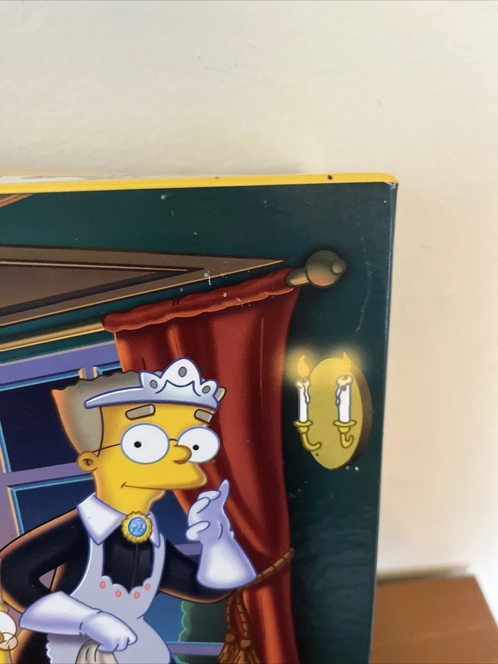 THE SIMPSONS Clue Board Game 2nd Edition 2002 Parker Brothers-NEW SEALED - Image 2 of 4