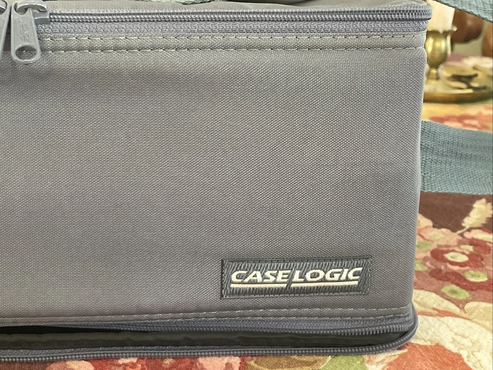 VTG Case Logic 60 Cassette Carrying Case Shoulder Strap Travel Double Sided USA - Image 2 of 4