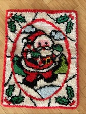 Santa Latch Hook Rug Wall Hanging Decor 26x20 Complete Christmas Holiday Retro