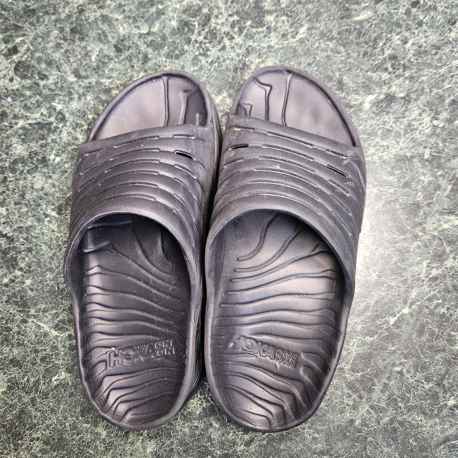 Hoka One One Ora Recovery Slides Women's Size 8 Black Comfort Sandals Cushioned