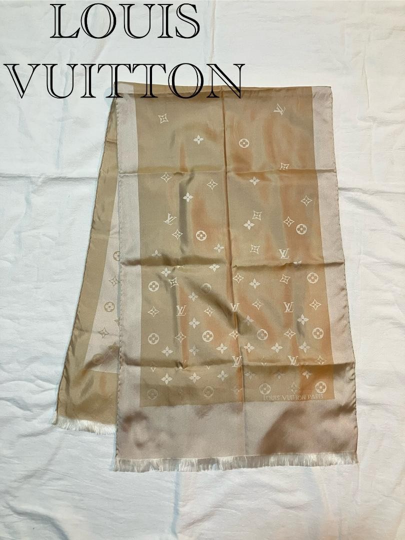 Louis Vuitton Capri Silk Fringe Stole Scarf Elegant Luxury