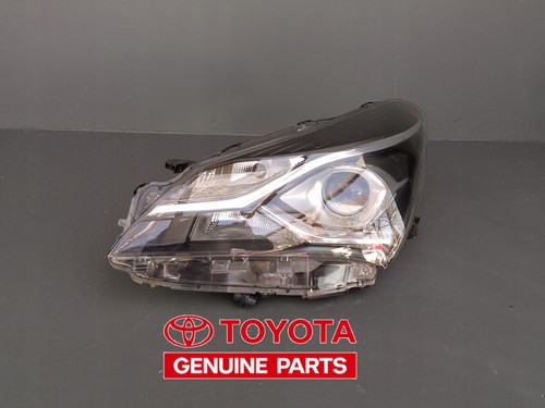 TOYOTA YARIS 3 III 2017- Frontscheinwerfer Links LHD OE Original Teil Gebraucht
