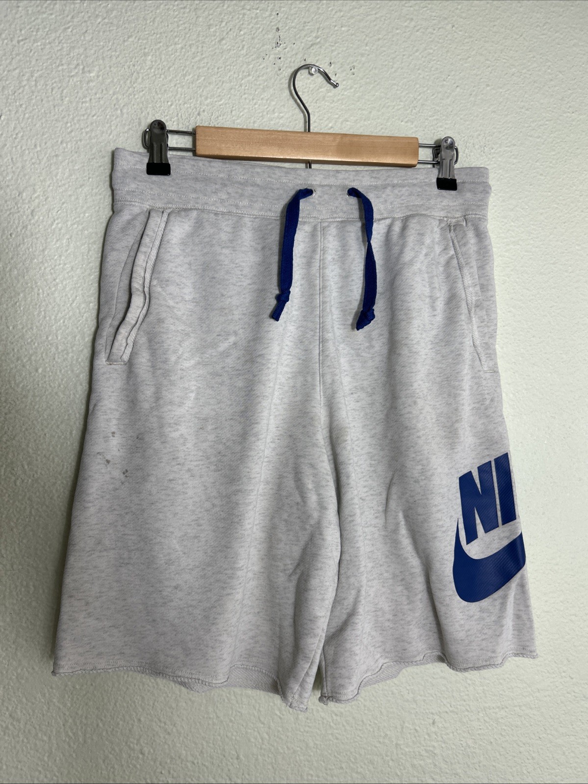 OFF WHITE X NIKE Nike Pantaloncini Uomo Small Off White Felpa Alumni French Terry Macchie 30x9 AR2375