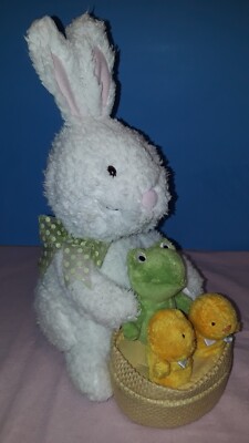 Hallmark Spring Quartet Sings Dancing Bunny Frog Chicks - ''At the Hop''  Cute