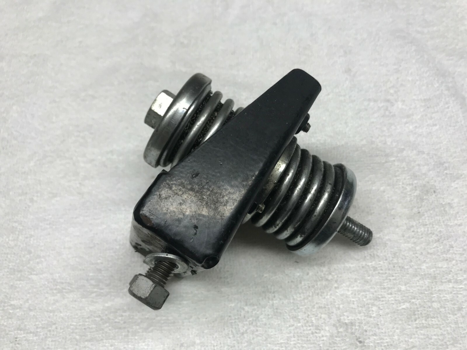 LAMBORGHINI MURCIELAGO COUPE ROADSTER LP640 EXHAUST SPRING ABSORBER SUPPORT OEM