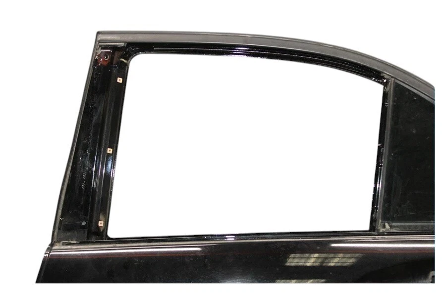 08-14 Mercedes C250 W204 C300 C350 Carcasa de puerta trasera izquierda del lado del conductor negra OEM Foto 4 de 4