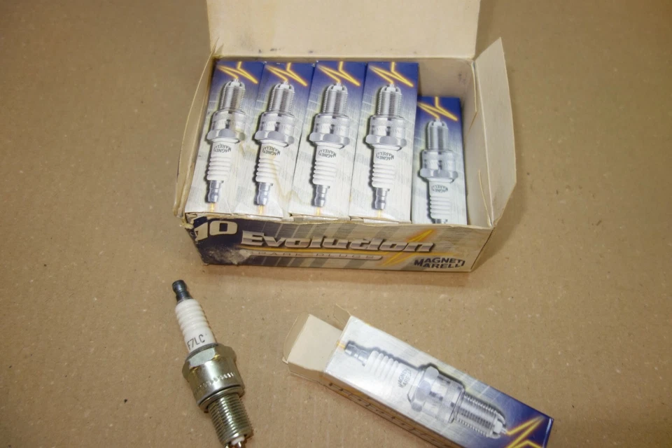 Magneti marelli spark plugs F7LC set of 10 Audi BMW Peugeot Mercedes Wartburg  - Image 4 of 4