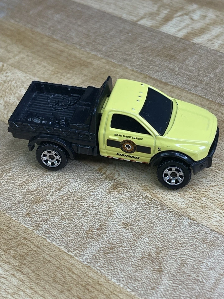 Lote 5 Camiones Coches - 4 Matchbox Foto 2 de 4