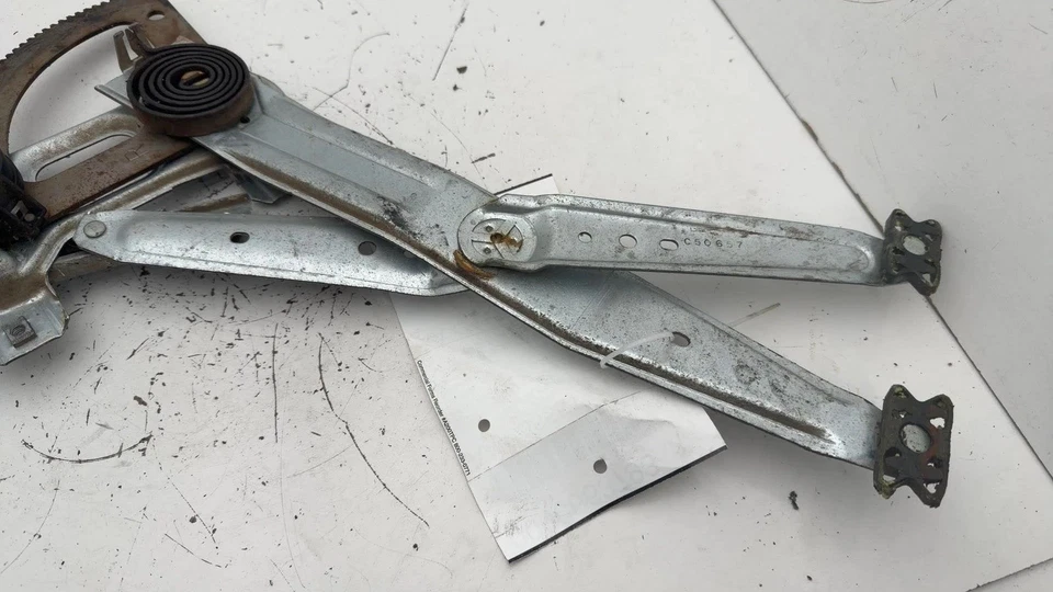 2003-2012 FORD F350 SD PICKUP Front Door Regulator Ford Right - Image 4 of 4