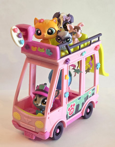 LPS Pets in the City Shuttle Bus Barkley Woofley Gumbopaws Shetland Mudinsky +++