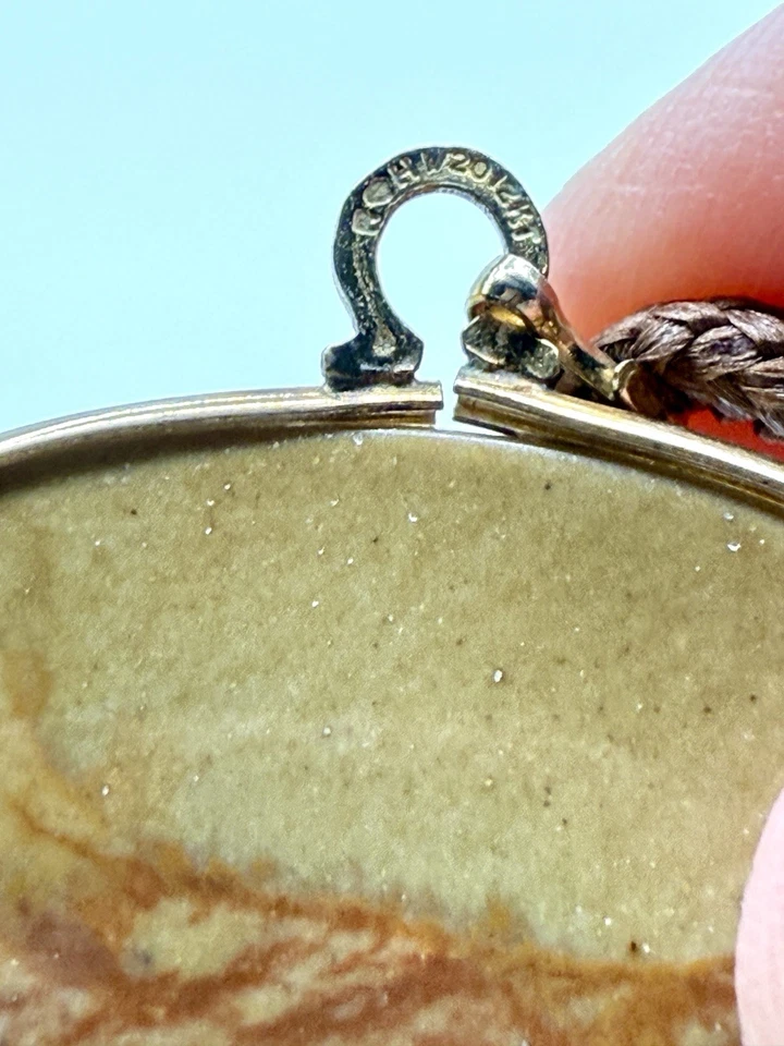 Colgante de Jaspe con Imagen 12k en Collar de Cordón de Cuero. Foto 4 de 4