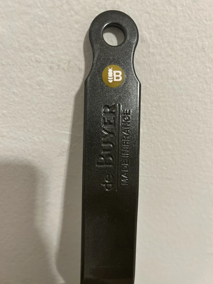 Sartén clásica de acero al carbono de Buyer Mineral B 8" tiene algunas manchas de óxido Foto 3 de 4