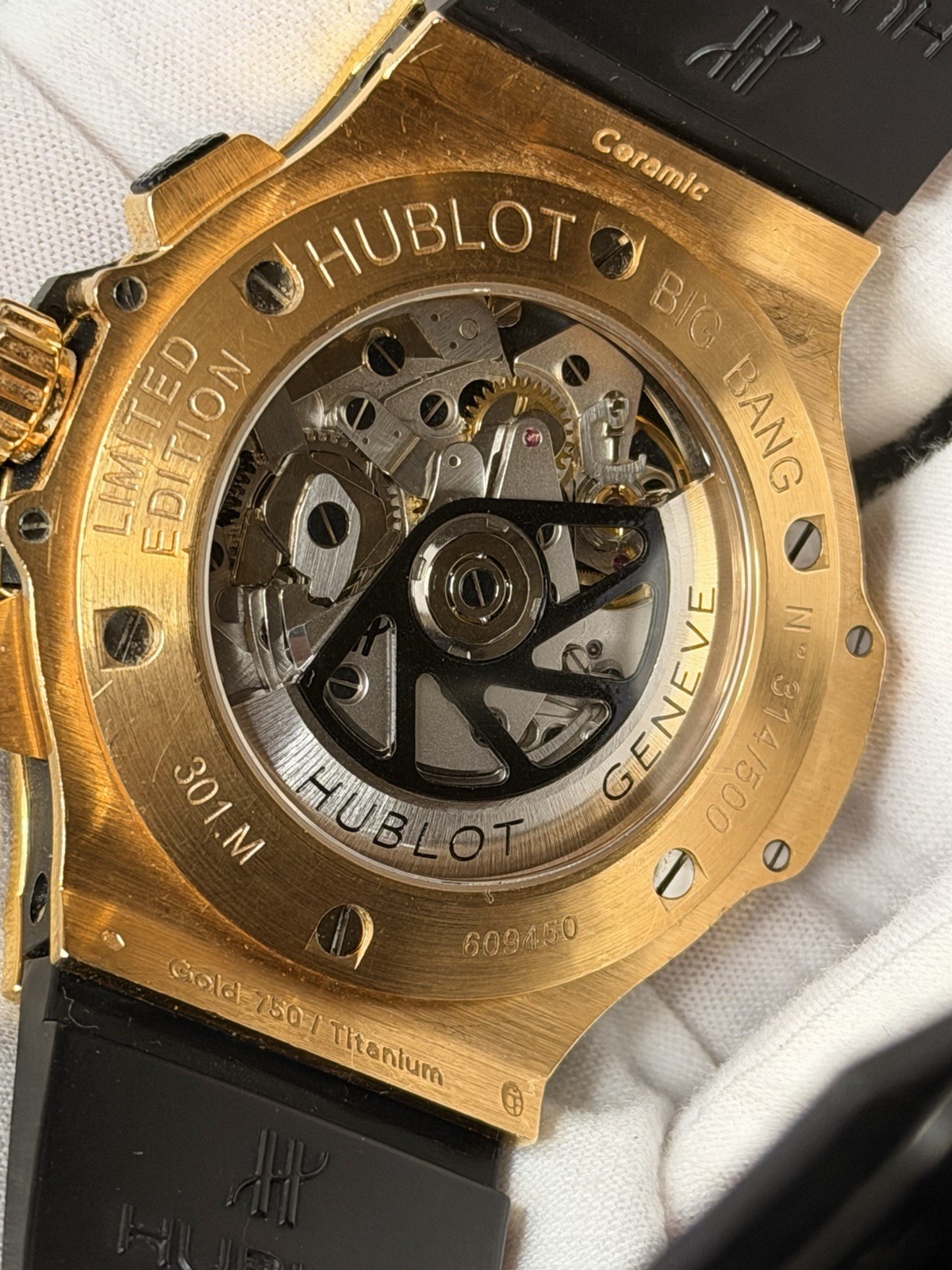 Hublot Big Bang Aero Bang 44mm 18k Rose Skeleton 310.PT.1180.RX Limited /500 Box