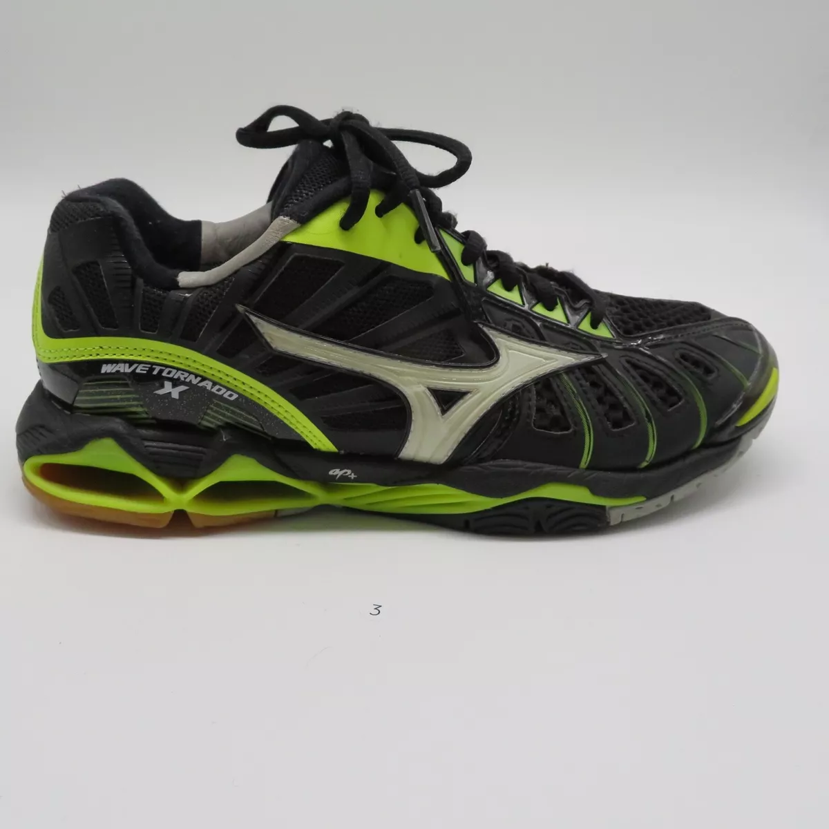 Mizuno wave tornado on sale 3 yellow