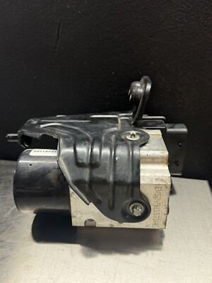 SAAB 9-3 2.8 V6 MANUAL TRANSMISSION ABS MODULE PUMP 13191186 ONLY 92,000 MILES