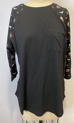 Torrid Disney Mickey Treat Classic Fit Cotton Raglan 00 plus Halloween Vampire