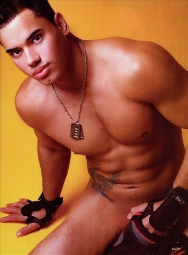 DNA Magazine #122 gay men swimsuit JASON GREGORY VERDOES - Picture 3 of 8