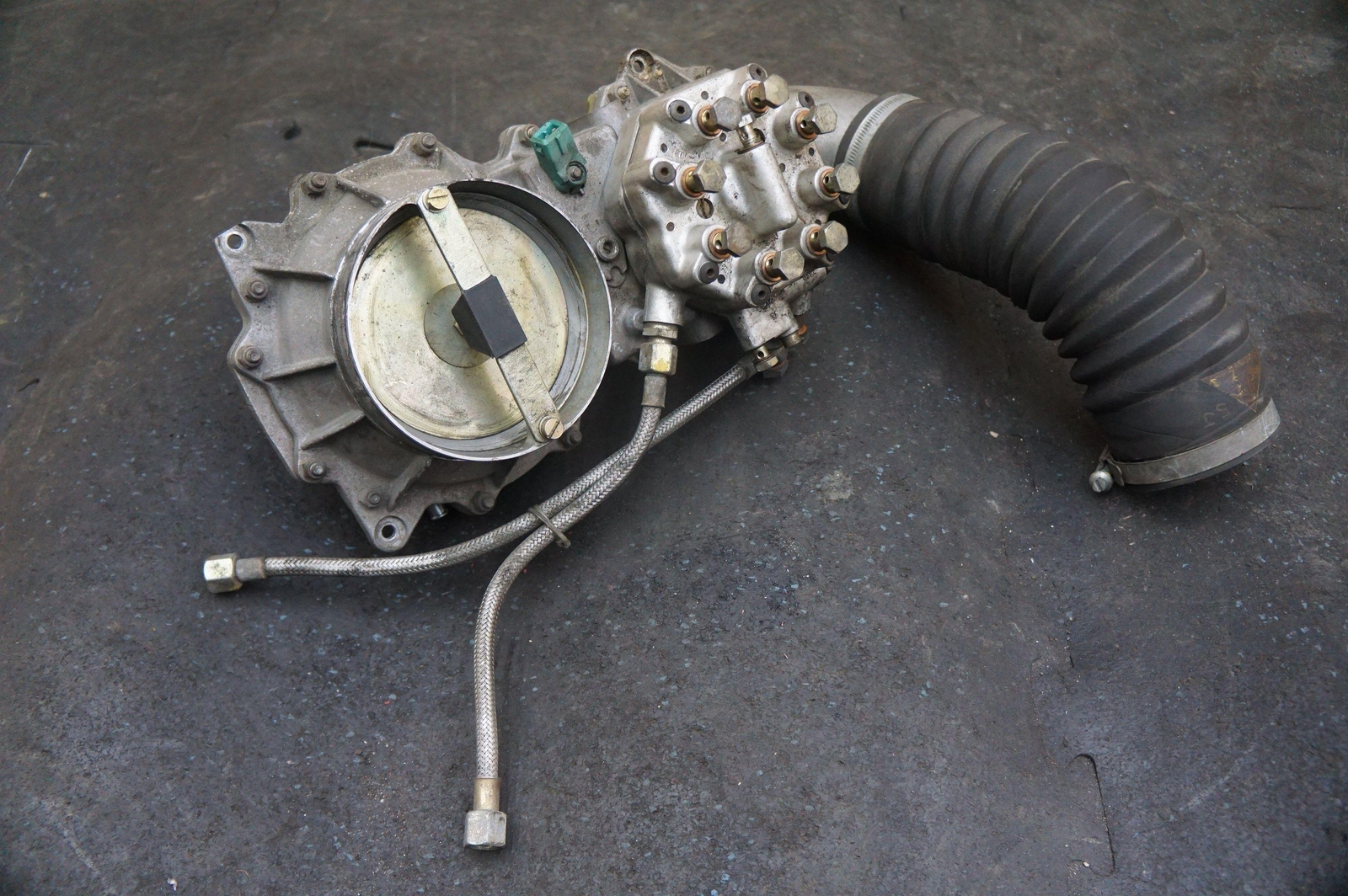Fuel Distributor Metering Device 70000650 Ferrari 328 308 GTB 1980-89 208 Turbo