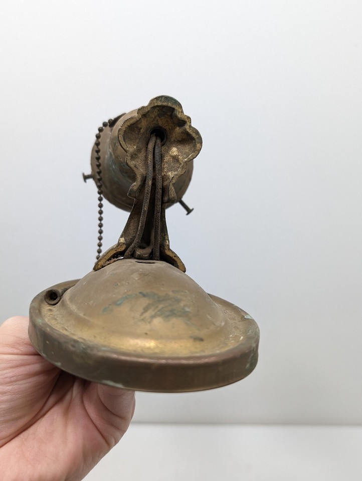 ANTIQUE BRASS WALL SCONCE ELECTRIC LIGHT FIXTURE PULL CHAIN SALVAGE