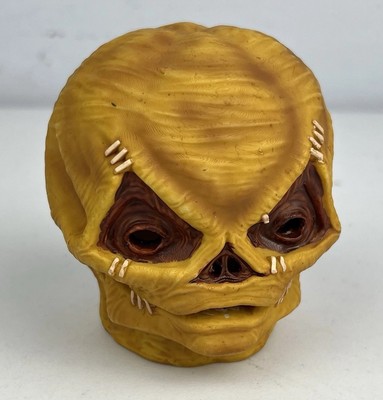 Trick R Treat  Evil Sam Head LED Light LR44 3x3 2020 SpiritHalloween 2020