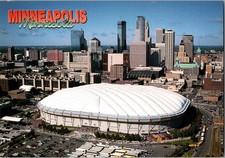 Continental Postcard- Hubert H Humphrey Metrodome- Minneapolis, Minnesota CE8