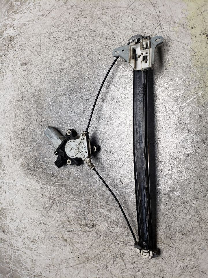 center control car component ジャンク品 2005-2012, Acura RL, Rear Right Electric Door Window Regulator