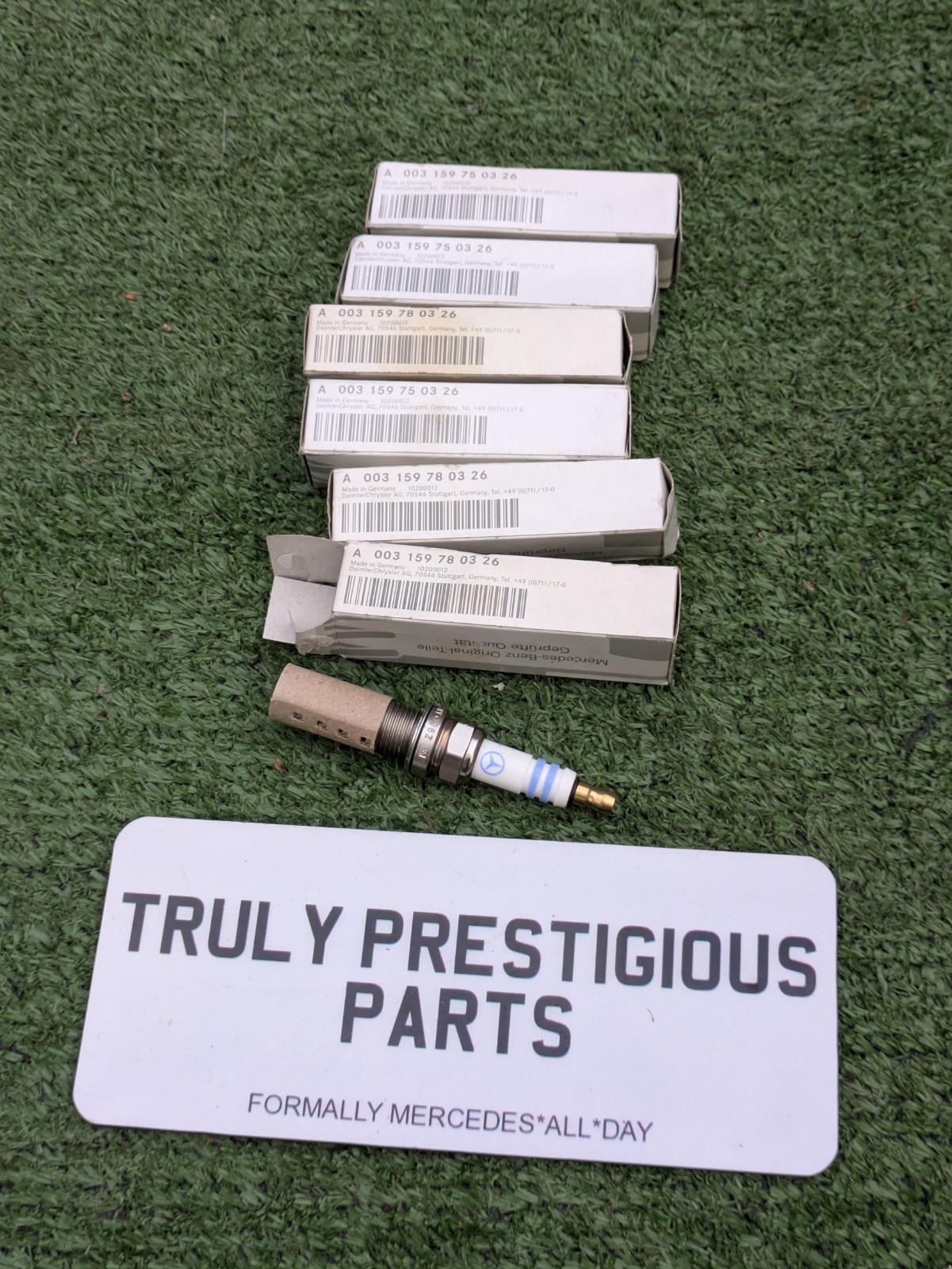 1x New Genuine Original Mercedes Spark Plug A003159780326 Bosch F7KTACR 982 R1