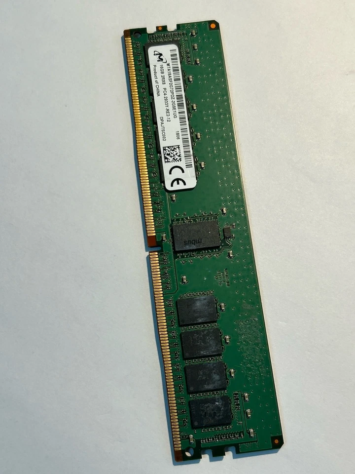 Micron MTA18ASF2G72PDZ-2G9E1 16GB 2Rx8 PC4-2933Y ECC REG Server RAM - Image 3 of 4