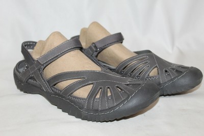 flipkart woodland sandals offers